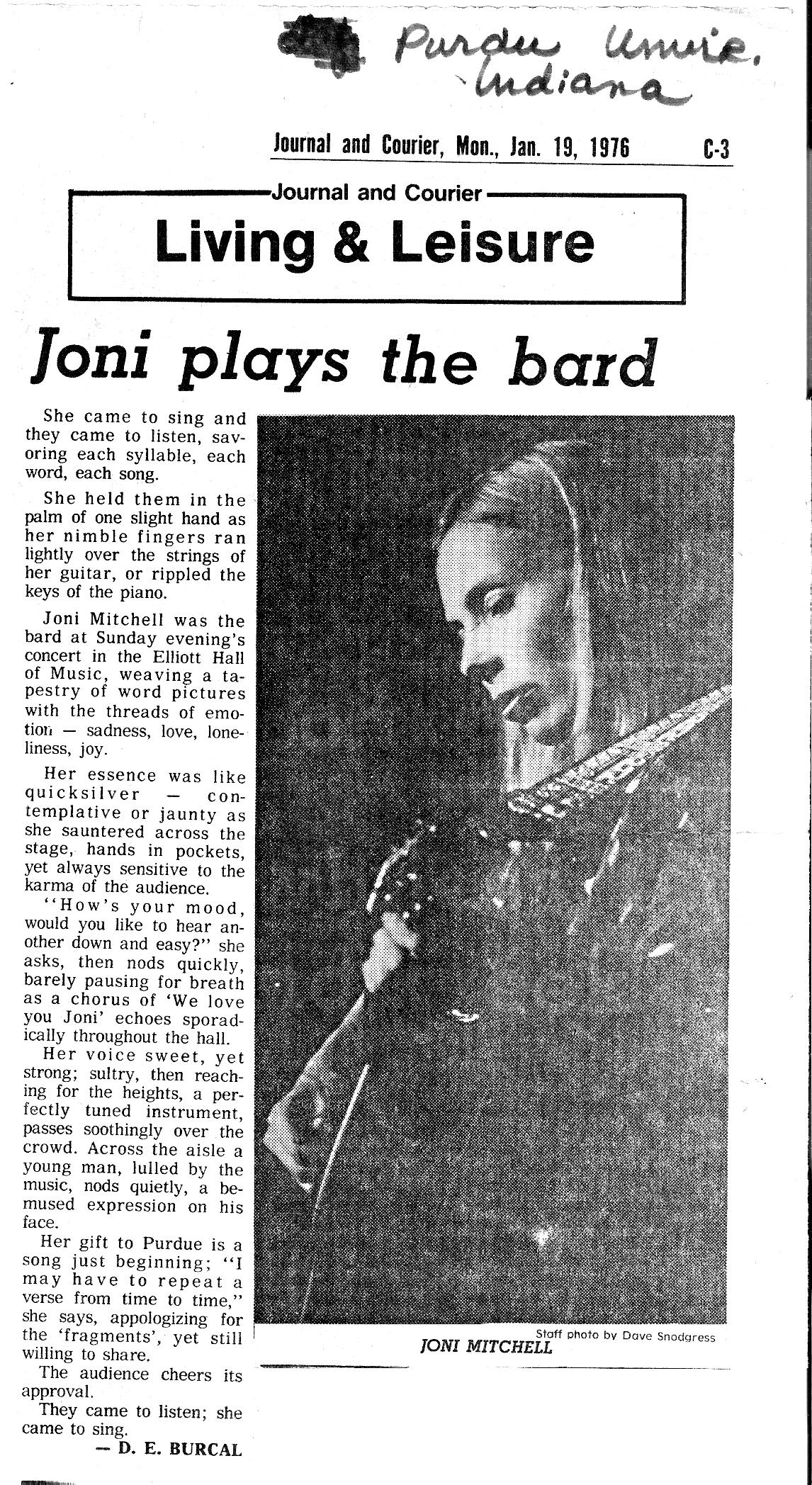 Joni Mitchell Purdue 1976 Vel Selvan Saxophone...Click to return to LA Express Main Page